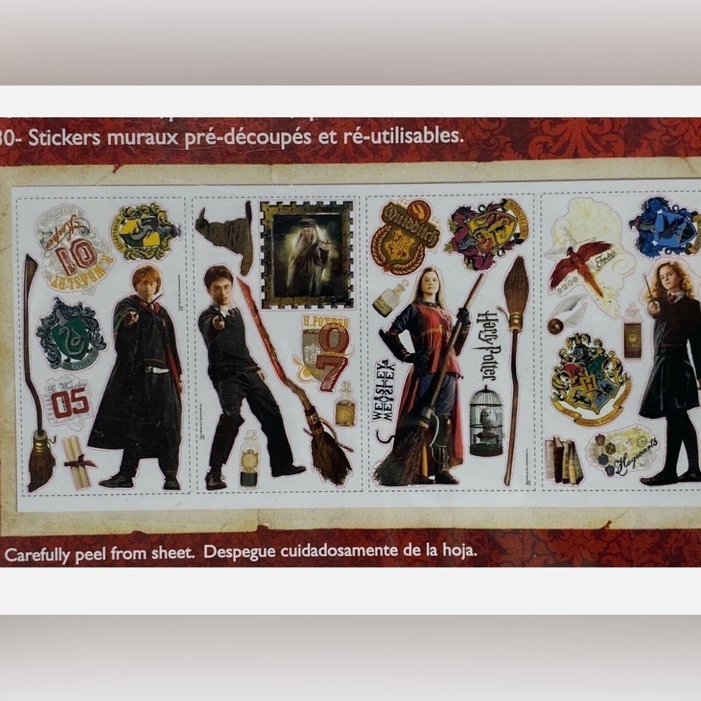Harry Potter Peel/Stick , Set of 30 Wall Decals Harry Potter Peel/Stick New - Picture 3 of 3